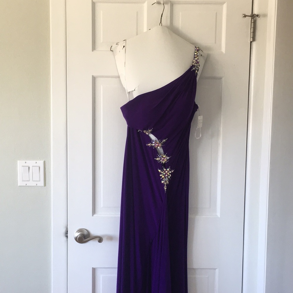 Tony Bowls Prom Dress